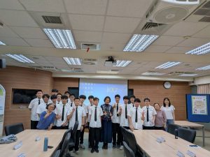 114-1校訂必修成發代表照片