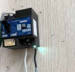 蒸飯箱電線脫落