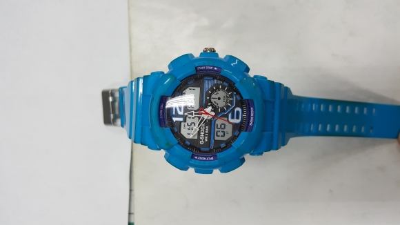 藍色G-SHOCK手錶
